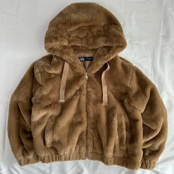 새상품급 ZARA 자라 인조 모피 블루종 L 사이즈 모카 베이지 후드