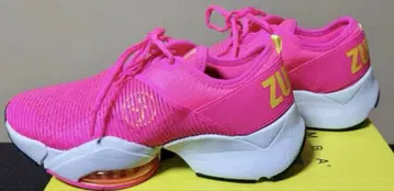 ZUMBA 스니커즈