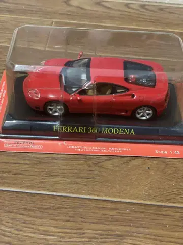 Ferrari 360 Modena 미니카 1:43 스케일