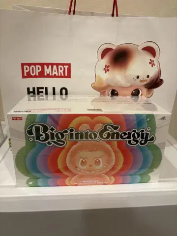POP MART Big into Energy 피규어