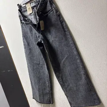 미사용 새상품 리바이스 실버 택 LOW BAGGY CROP 와이드