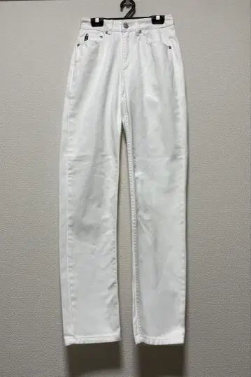 [ 미사용품 ] 레어 DKNY JEANS 화이트 데님/스트레이트 데님