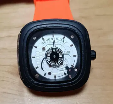 세븐플라이데이 SEVENFRIDAY 남성용 손목시계