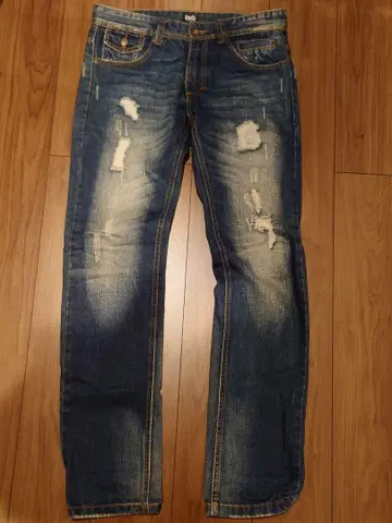 돌체앤가바나 데미지 가공 스트레이트 데님