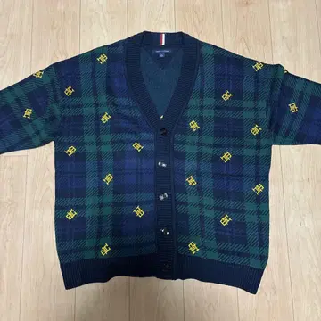 TOMMY HILFIGER 체크 무늬 가디건