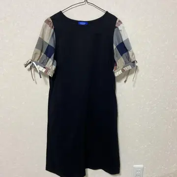 미사용 BLUE LABEL CRESTBRIDGE 반팔 원피스 36