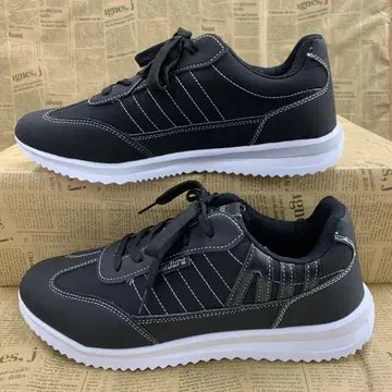 새상품 남성용 26.0cm 경량 쿠션 클래식 스니커즈 블랙 2389