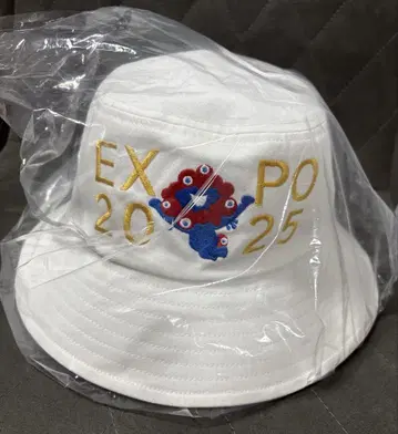 EXPO 2025 미야쿠미야쿠 어드벤처 햇 57-59cm 화이트