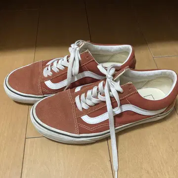 VANS 오렌지 스웨이드 스니커즈