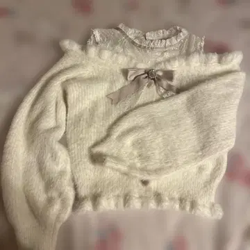 LIZ LISA 화이트 니트 긴팔