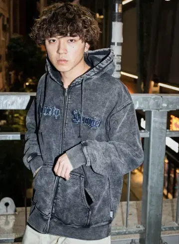 9090xyounger song Chemical Zip Hoodie