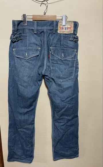 LEVIs 504 STRAUSS & CO. W32L32