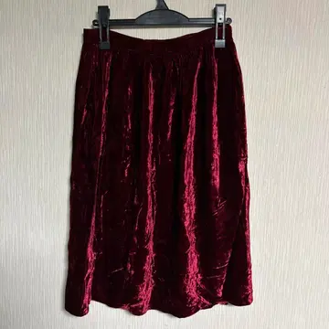 벨로아 빨간색 크림슨 스커트