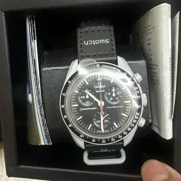 OMEGA x Swatch MoonSwatch 크로노그래프