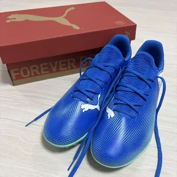 새상품 PUMA FUTURE 7 PLAY TT 트레이닝 슈즈 28cm
