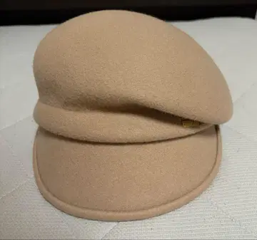 베이지 울 헌팅 캡