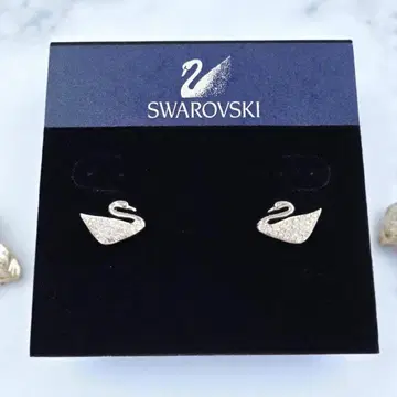 스와로브스키 귀걸이 백조 모티브 크리스탈 실버 거치대 포함