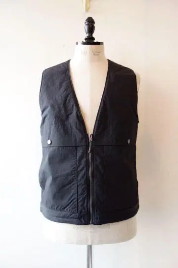 VAINL ARCHIVE C-VEST Black L