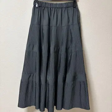 미사용 블랙 플리츠 롱 스커트