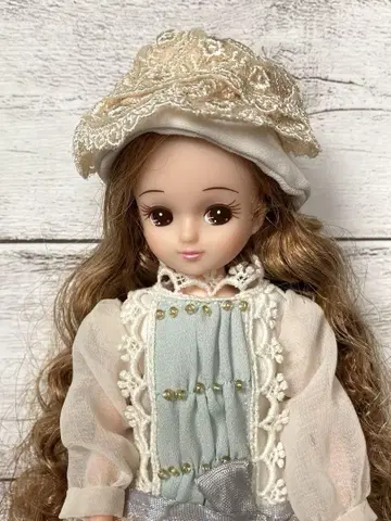 일본제 리카짱 브라운 컬 헤어