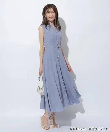 새상품급 아푸와이저 리셰 워셔블 펄 버튼 시어 셔츠 원피스 블루