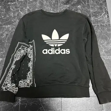 adidas 페이즐리 무늬 트레이닝복 블랙