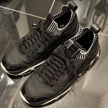 마이클코어스 LUCAS 28cm 삭다트 블랙 스니커즈