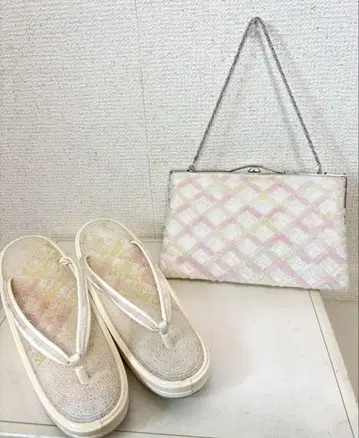 일본 의류용 백 & 조리 세트 비즈 자수 화이트/핑크