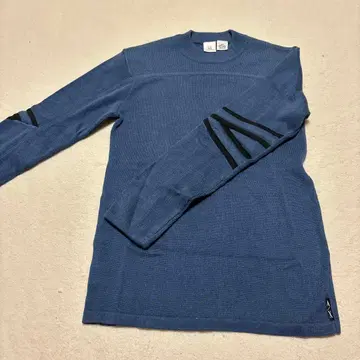 새상품 Armani Exchange 파랑 니트 스웨터 XS
