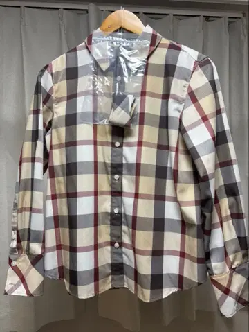블루 레이블 크레스트브릿지 체크 무늬 긴팔 셔츠 M 사이즈