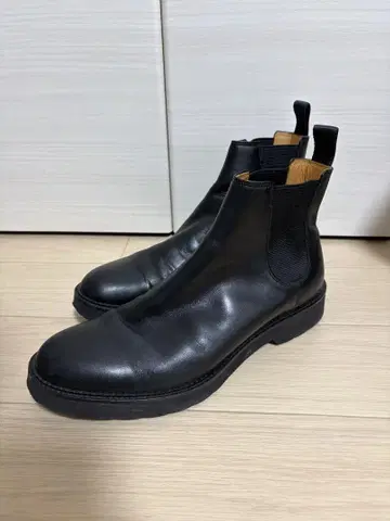 블랙 가죽 사이드 고어 부츠