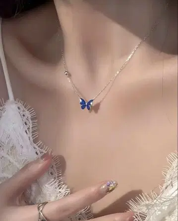 열로 색이 변하는! 나비 모티브 목걸이 실버