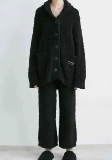 젤라또피케 주얼 로브숑 룸웨어 상하의 세트 블랙 택 포함 새상품
