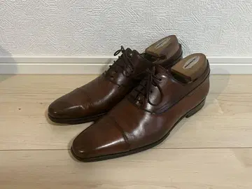 Magnanni 브라운 가죽 드레스 신발 캡토 40