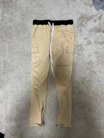 베이지 카고 팬츠 슬림핏 mnml