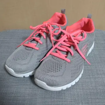 SKECHERS 스케쳐스 그레이스풀 겟 커넥티드 스니커즈