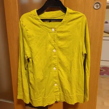 티그르브로칸테 TIGRE BROCANTE 2023년 가디건