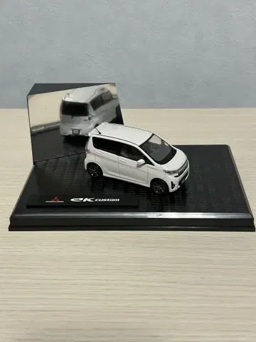 미쓰비시 eK 커스텀 화이트 펄 1/43