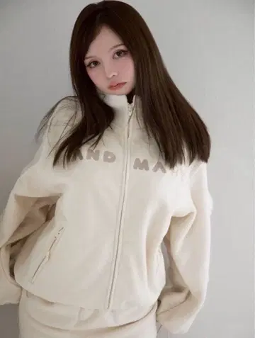 andmary Mary 로고 플리스 재킷 아이보리