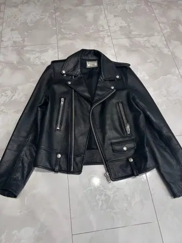 러그스 맥레거 더블 라이더스