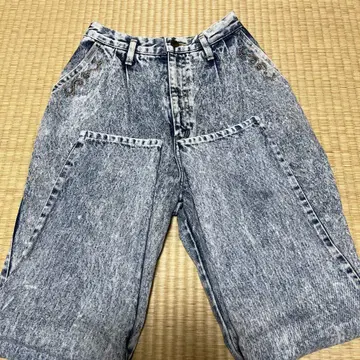 빈티지 데님 케미컬 구제 의류