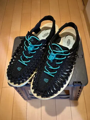 KEEN x atmos UNEEK