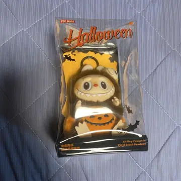 POP MART 할로윈 Sitting Pumpkin 러브브