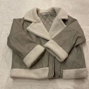 ELENCARE DUE 그레이 무스탕 코트