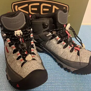 KEEN 트레킹 슈즈 그레이