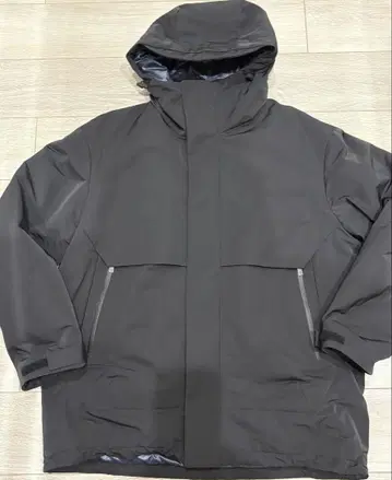 2025년 복각 모델 UNIQLO +J 하이브리드 다운 오버사이즈 파카