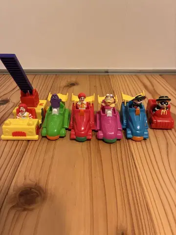 맥도날드 캐릭터 미니카 세트