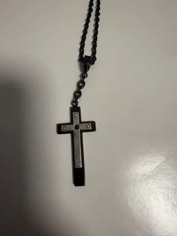 푸에르타 델 솔 십자가 목걸이