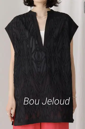 Bou Jeloud 블랙 슬리브리스 상의