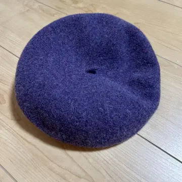 Orient. 보라색 베레모
